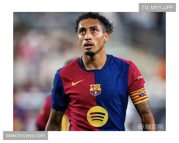 巴萨前锋拉菲尼亚凭借36场18球9助荣膺西甲赛季最佳球员